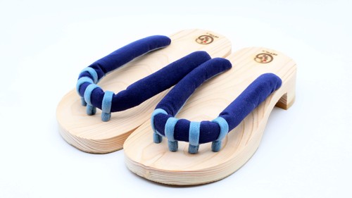 Japanische Fünf-Zehen-Holzsandalen mit Riemen GETALS COLOR und Tono Hinoki - Saganoya - Bild 49 von 58