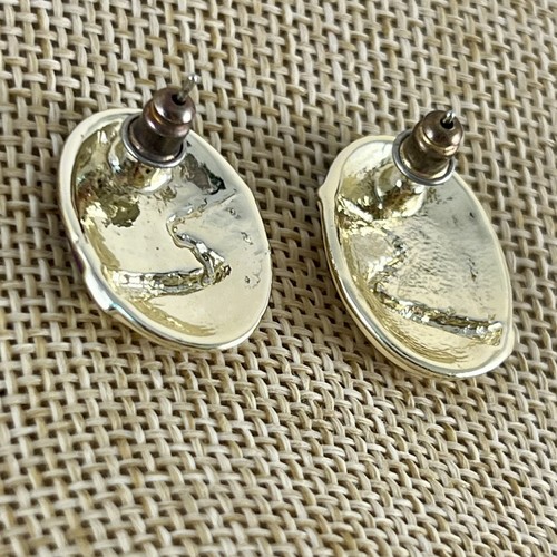 Vintage Cream Enamel Silver Tone & Navy Blue Pierced Earrings - Picture 2 of 4