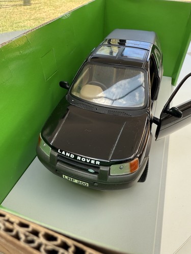 Ertl Collectibles 1:18 Land Rover Freelander die cast model car 4x4 rare black - Picture 9 of 14