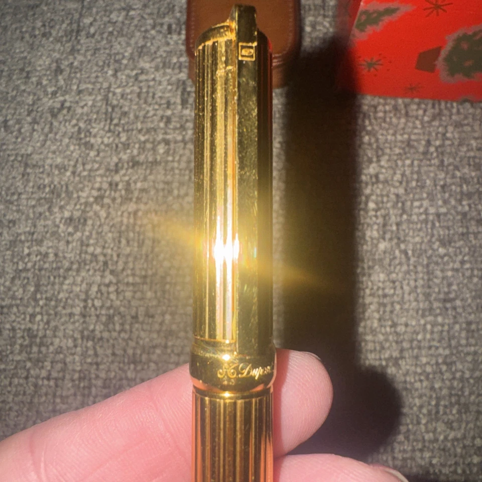 S.T. DUPONT Gatsby Pinstripe Gold Plated Fountain Pen 18k M Nib Uninked Vintage - Image 3 of 4