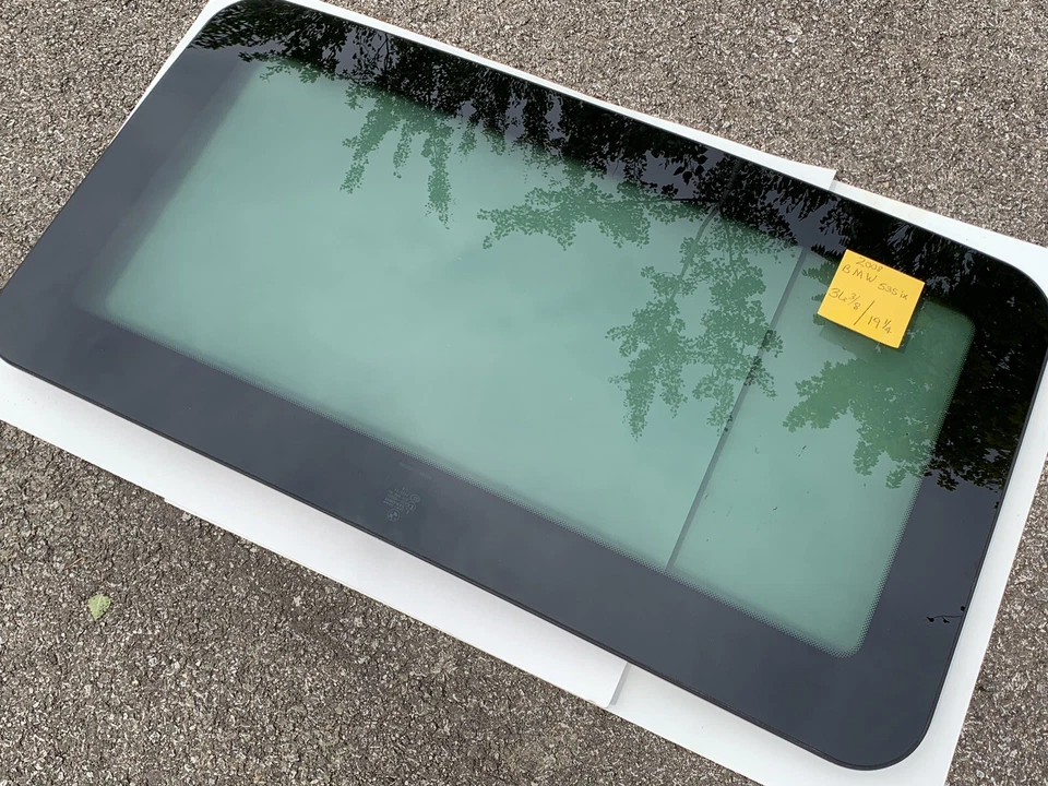 OEM 2004-2010 BMW 535i 535xi E60 sedán techo corredizo techo corredizo vidrio panel de vidrio delantero Foto 4 de 4