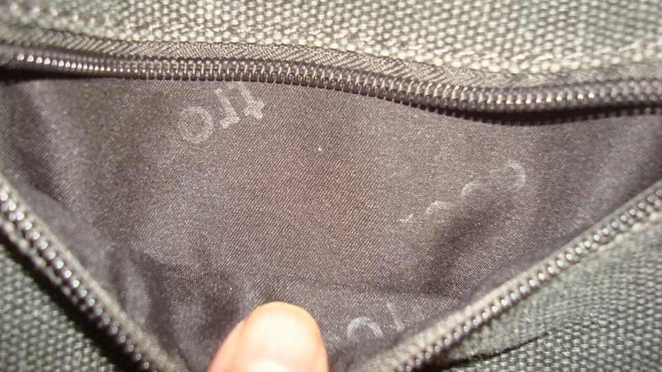 Troop London -Classic Canvas Across Body Bag - Charcoal - Image 4 of 4