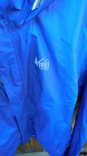 REI Peak 2.5 Royal Blue Rainjacket w/Hood, Taped Seams New no tags size L NICE! - Picture 11 of 12