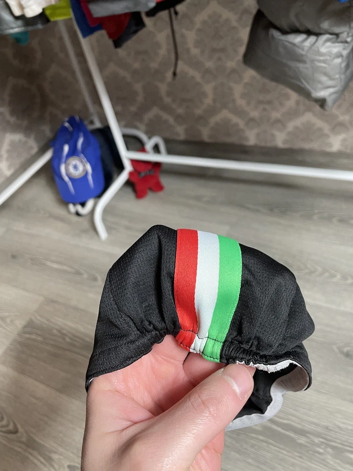 Gorra de ciclismo Castelli Rosso Corsa blanca Italia Foto 3 de 4