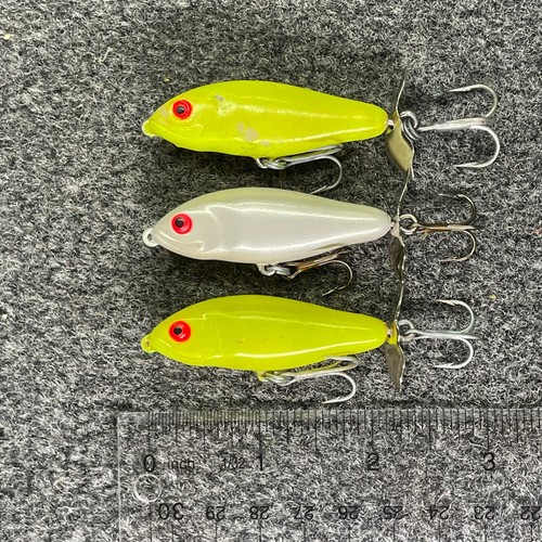 Lot of 3 Bomber Rip Shad Vintage Topwater Fishing Lures 2.25" - 01, FY - Picture 2 of 11