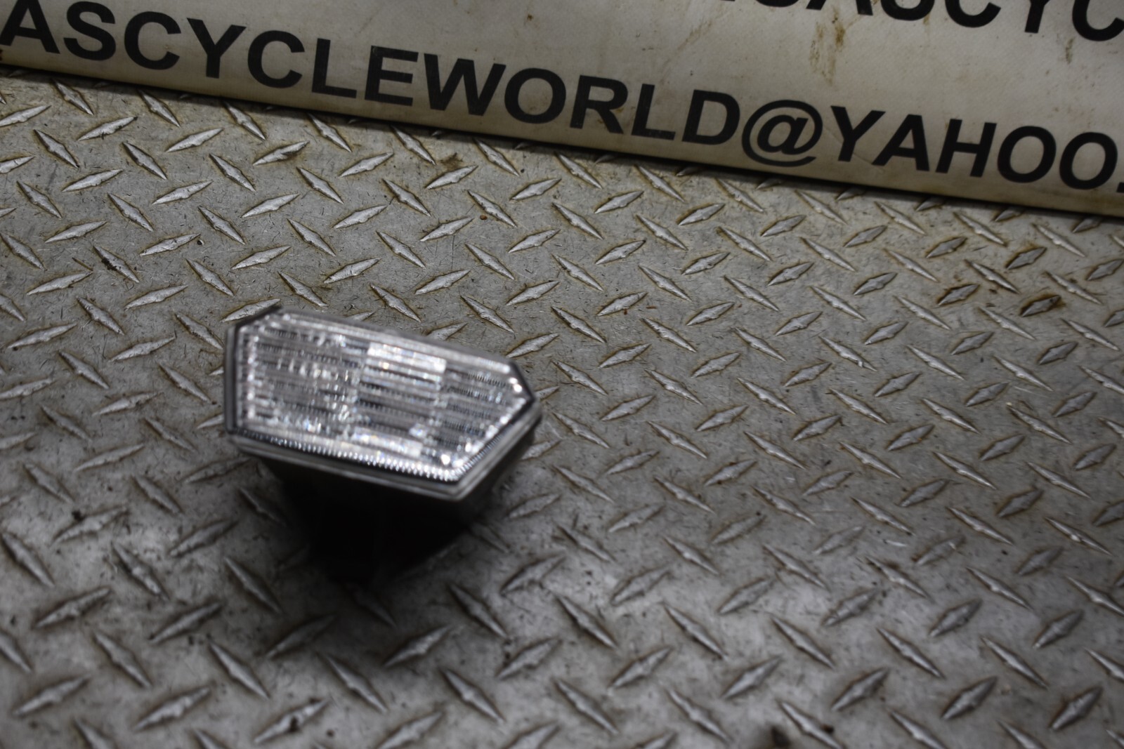 A213 CENTER BRAKE TAIL LIGHT LITE 21 CAN AM SPYDER F3S F3 SE6 CANAM