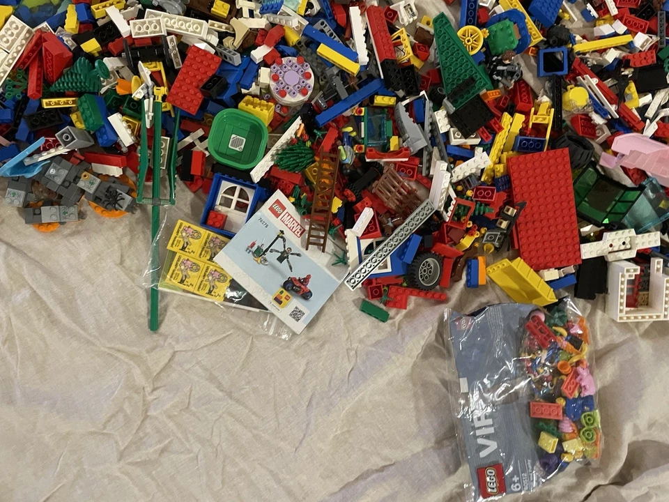 LEGO® 18 Kg Colección Bloques de Construcción, Placas, Figuras, Ruedas, Árboles - Imagen 4 de 4