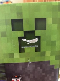 LEGO Minecraft The Fortress 21127 retired New Sealed SHELF WEAR 2016 6 Minifigs