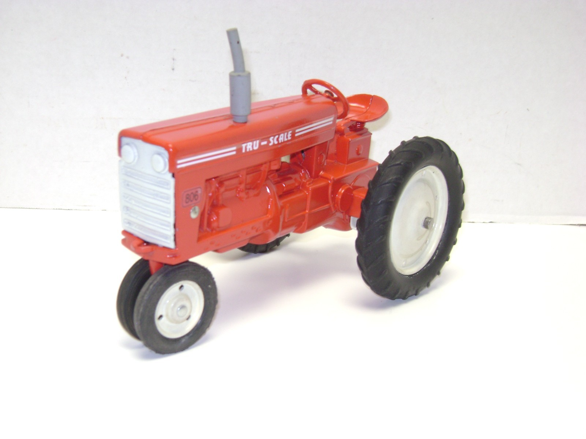 Vintage Tru Scale Die Cast Red Harvest Farm Tractor 806 Toy Restored