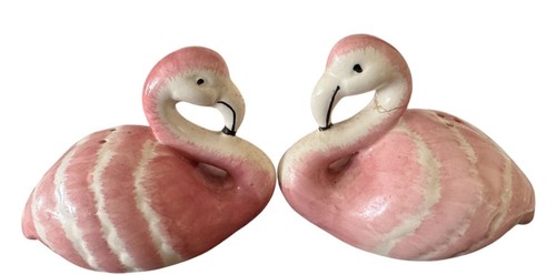 Vintage Ceramic Flamingo Salt & Pepper Shakers Pink & White Collectible Table De - Picture 1 of 4
