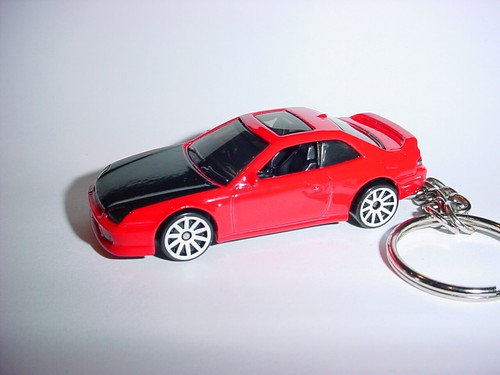 HOT 3D RED HONDA PRELUDE CUSTOM KEYCHAIN keyring key RACER SPORT fun hot wheels - Picture 2 of 3