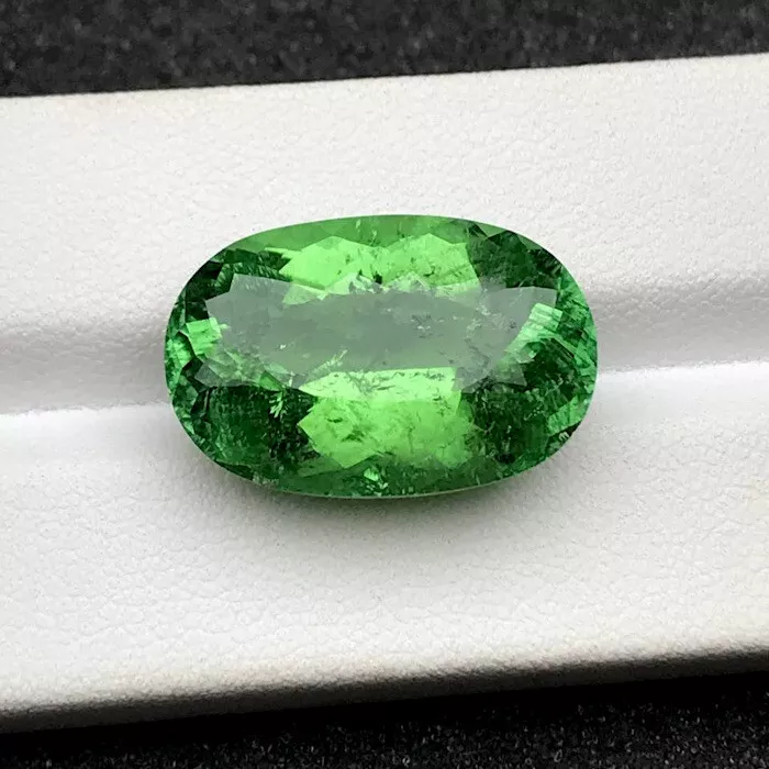 Gia certified hotsell loose gemstones