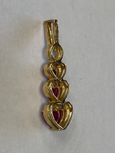 10k yellow gold LAB created RUBY & GENUINE DIAMOND heart pendant ESTATE - 第 2/5 張圖片
