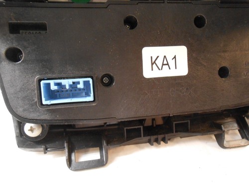 Honda Odessy AM- FM Radio Audio 39540-TK8-A110-M1 / 39540TK8A11M1 DK0394 - Picture 8 of 10