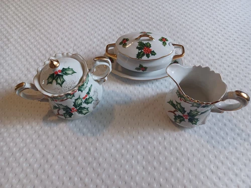 Lefton China 3 Pce Set FLAWLESS Jelly Creamer Sugar Holly Design See Description