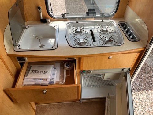 2008 trigano silver 310 vgc 2 berth pop top caravan awning+extras small & light - Picture 14 of 17