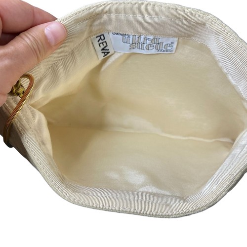 Vintage 80s Ultrasuede Ivory Clutch, Gold Chain, Embossed Stripes, Chic Mod - Picture 5 of 5