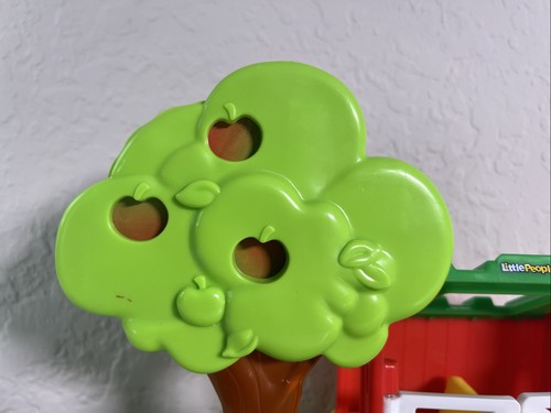 Fisher Price Little People Árbol Estanque y Pig Pen Set con Cerdo y Ganso - Imagen 8 de 20
