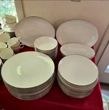 Noritake Lorelei Fine China Service For 12 Elegant White Platinum Trim