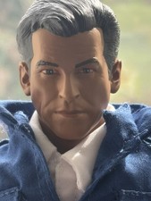 Dragon Action Man hot toys sideshow 007 James Bond pierce Brosnan goldeneye 1/6 