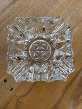 Vintage ashtray square with a distinctive diamond-cut pattern in the center