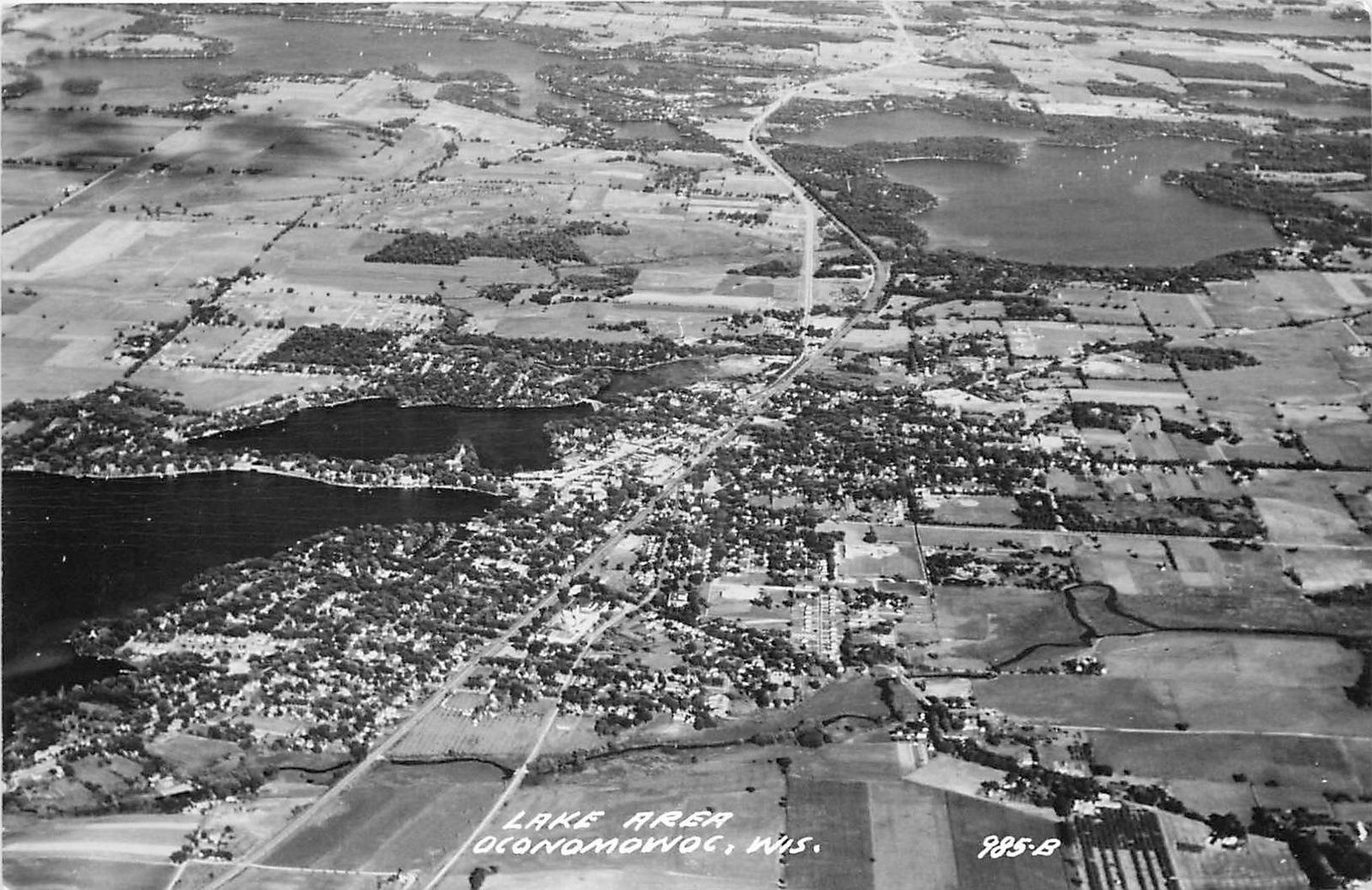 1950s Oconomowoc Wisconsin Air View Lake Area Cook 985B RPPC Postcard 25-6065