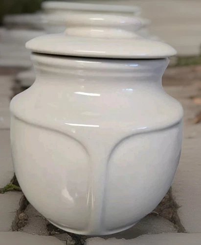 Vintage McCoy Pottery #1120 USA Ivory Ceramic Canister Jar Cookie Biscuit
