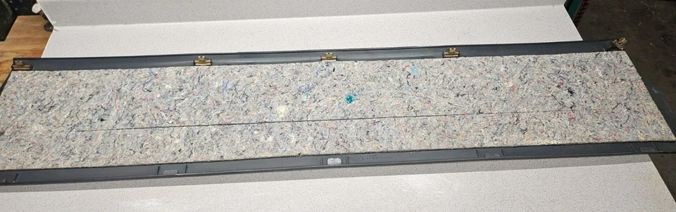 Chevrolet S10 GMC Sonoma 1998-2004 cabina extendida interior panel de moldura central trasero Foto 3 de 3