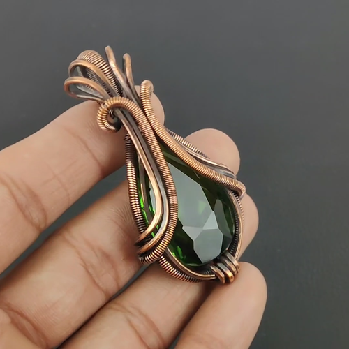 Peridot Handmade Gemstones Cropper Wire Wrapped Designer Pendant Jewelry - Video 1 of 1