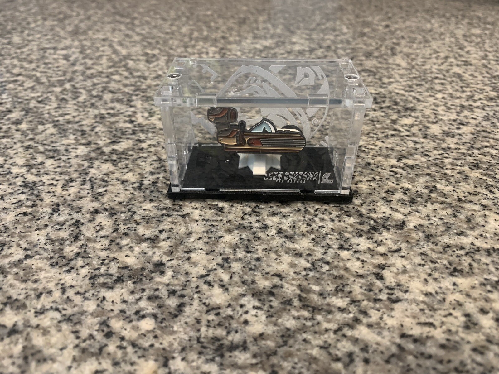 Picture 3 of 6