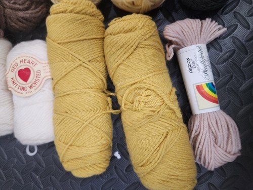 Mixed Lot Vintage Wool Yarn Reynolds Lopi, Patons Super Wool, Red Heart, 4 Lbs - Picture 14 of 15
