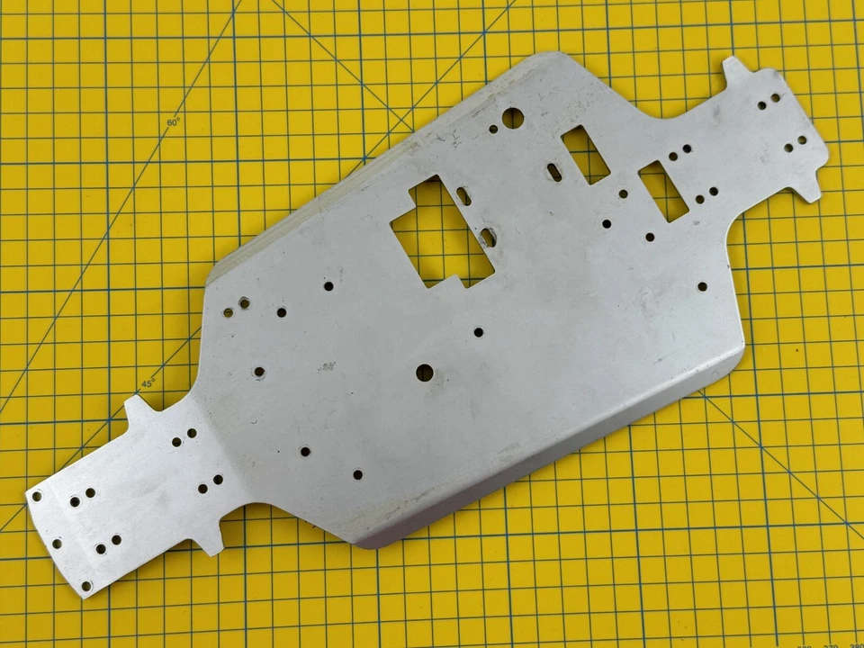 Kyosho Rahmen IN Metall für Rc-Car 1:10 Vintage Modell - Bild 2 von 2