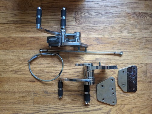 Controles delanteros ranurados Accutronix Harley Softail con extensión de 3" cromo - Imagen 9 de 9