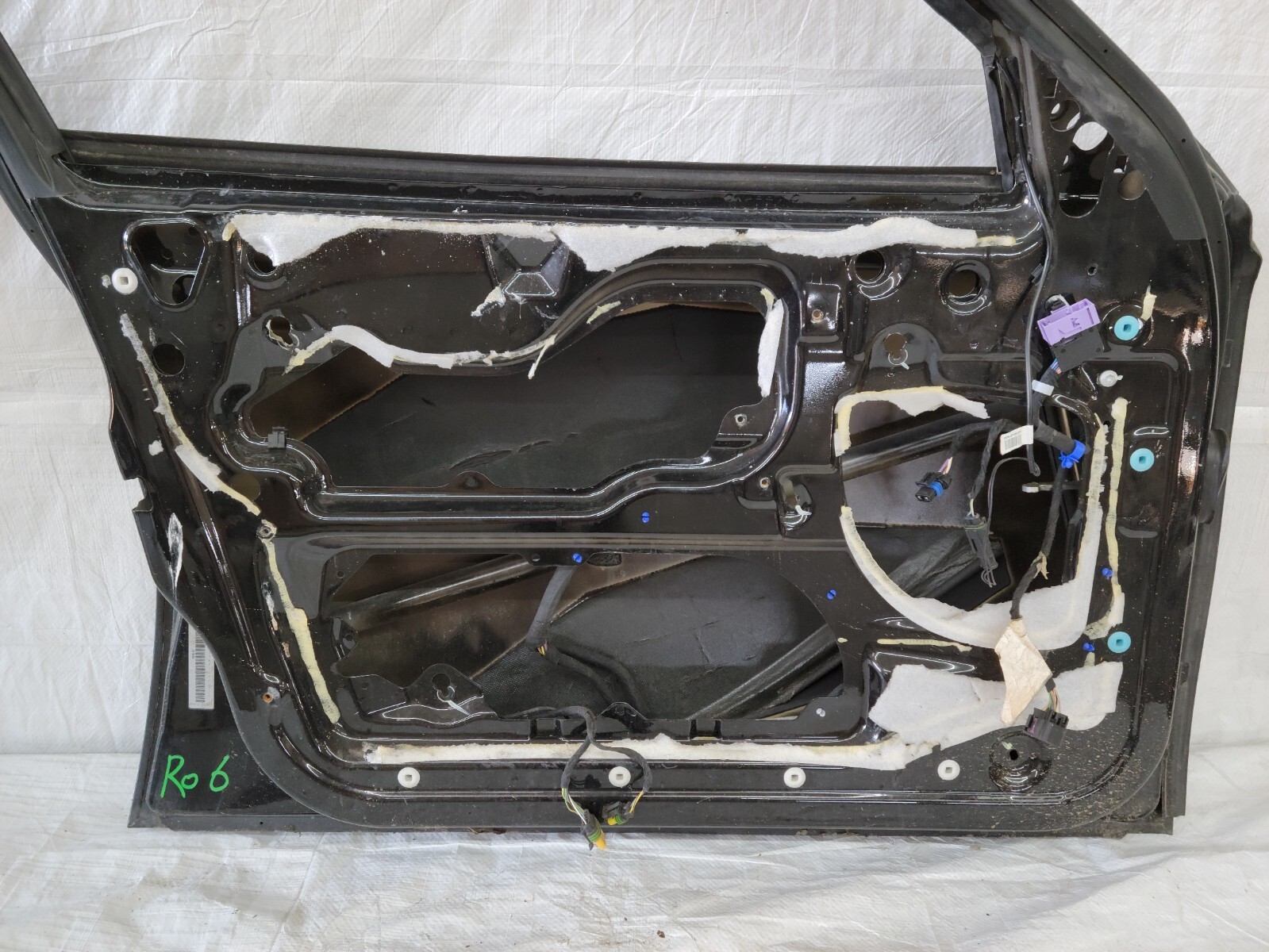 2005-2008 Maserati Quattroporte Front Left Door Shell Panel Black OEM