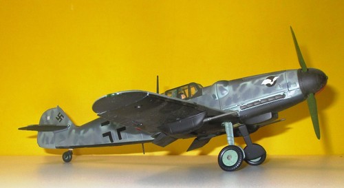 CORGI AVIATION ARCHIVE MESSERSCHMITT BF109G - RED 6 - SCALE 1:32 AA34901 - Picture 23 of 23