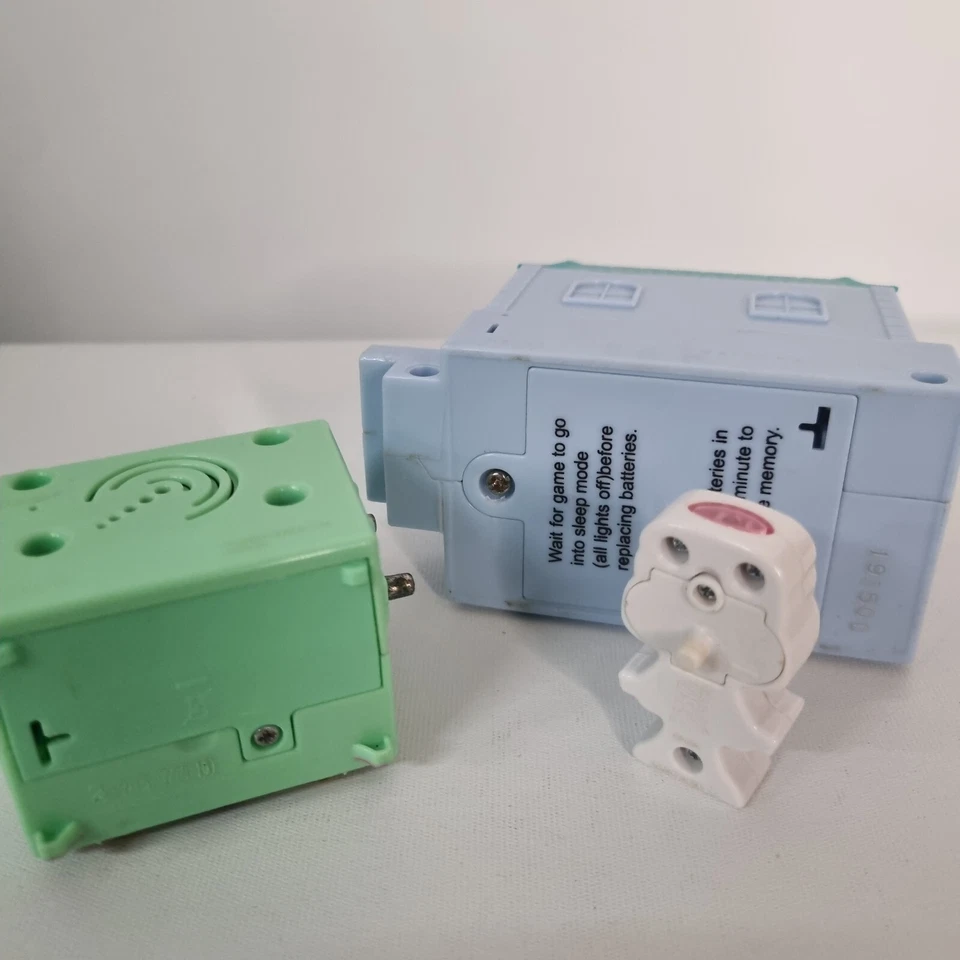 Lote Pixel Chix Azul Mansio Casa TV Televisión Figura Juguete SOLO PIEZAS Como Está Foto 4 de 4