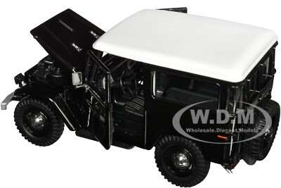 TOYOTA FJ40 LAND CRUISER BLACK 1/24 DIECAST MODEL CAR BY MOTORMAX