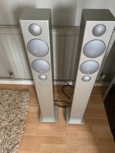 Monitor Audio Radius 270 HD Elegant Slimline Speakers in Gloss Sparkle Silver
