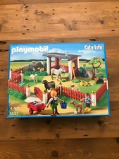 playmobil animal care station
