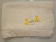 Chatham Vintage Baby Crib Blanket White Acrylic Nylon Trim Ducklings