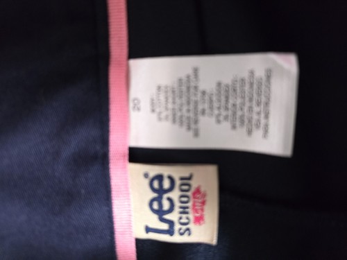 NEW Lee School Girl's navy blue pleated skirt size 20 side zipper and buttons - Picture 3 of 6