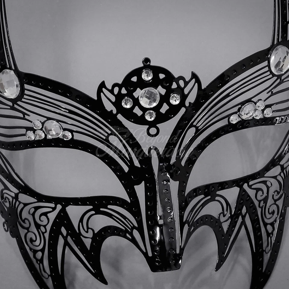 Wolf Inspired Costume Light Metal Cosplay Rhinestones Masquerade Mask [Black] - Image 4 of 4