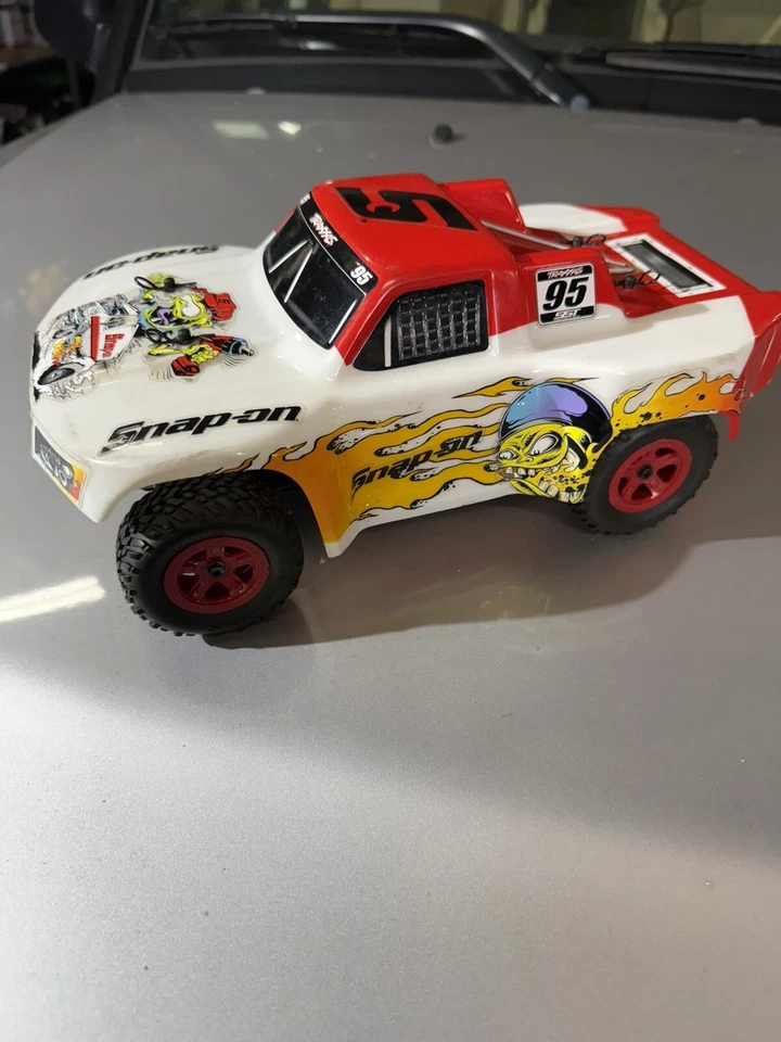 Traxxas Latrax Prerunner Snapon Edition . Rare - Image 3 of 4