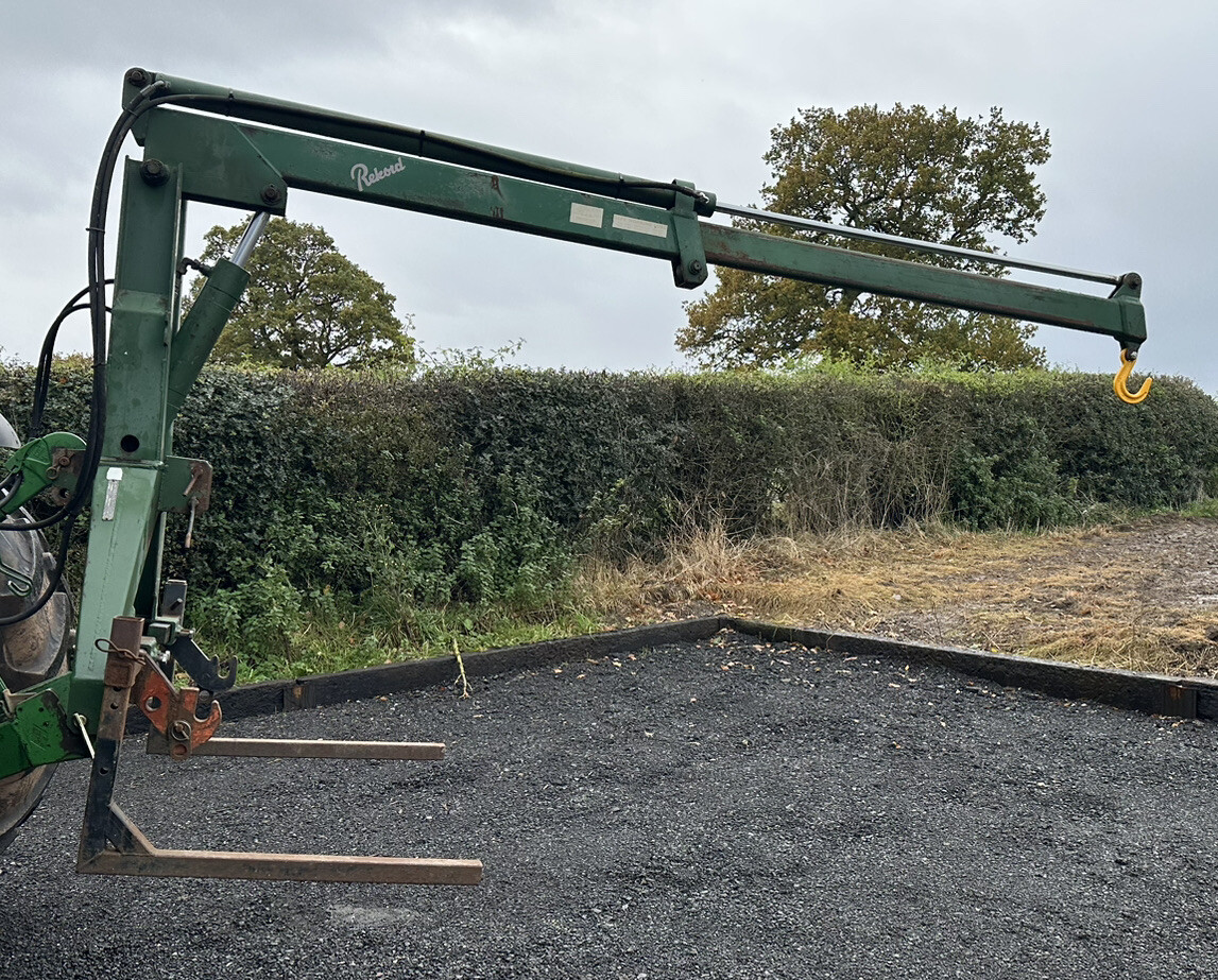 Bag Lifter, Fertiliser Bag Lifter, Fert Spreader, Tractor, Crane, Bag