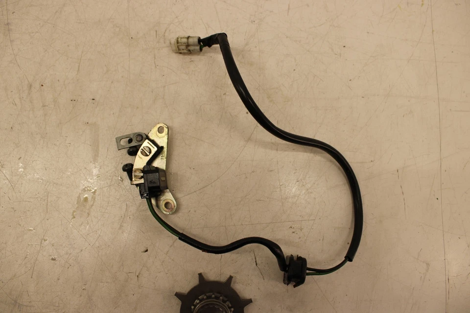01-05 SUZUKI GSXR 600 MOTOR BOBINA RECOGIDA PULSO SENSOR Foto 4 de 4