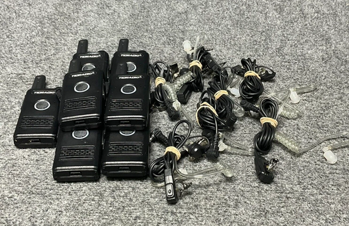 Tidradio Walkie Talkies 📻🎤 7 Stück mit Ohrhörern & Mikrofonen — Schwarz 🔊🖤 - Bild 1 von 15