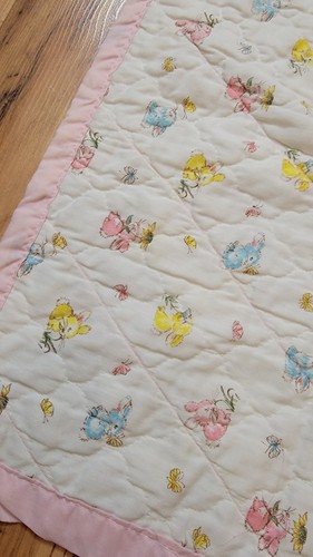 Vintage Handmade Baby Blanket Quilt 42" X 39.50" Unisex Bunny Pink Trim Bunnies - Picture 4 of 14