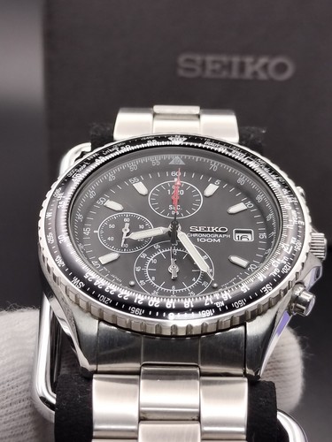 Reloj cronógrafo piloto de cuarzo SEIKO 7T92-0CF0 SND253P1 AE para hombre en buen estado - Imagen 8 de 14