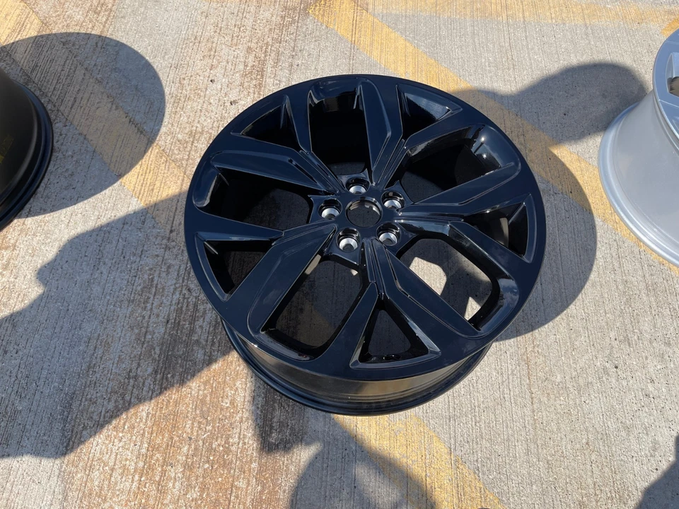 Llanta 20" 20x8 Jaguar I Pace XF F-Type OEM 5068 NUEVA Foto 3 de 4