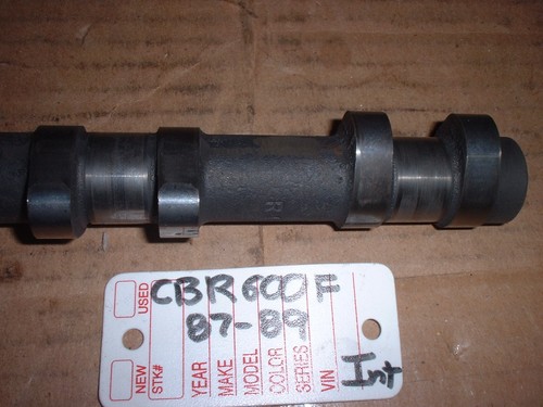 Honda CBR600F Camshaft Intake 87-89 - Picture 3 of 3